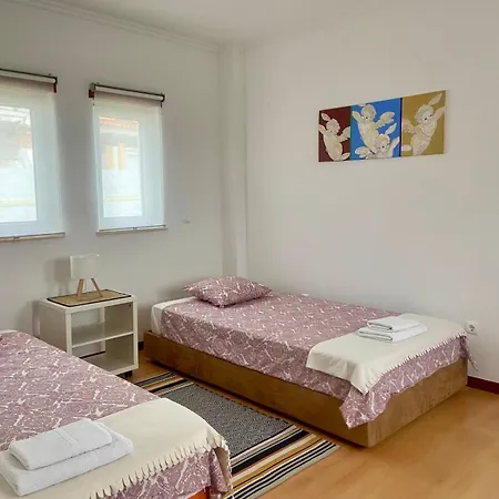 Relax At Lagoa In Ericeira Villa *